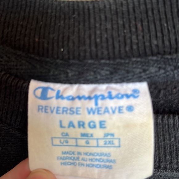 black champion crew neck - Picture 4 of 5